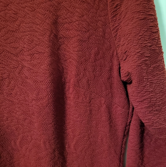 Le Chateau RED sweater dress - Picture 2 of 10